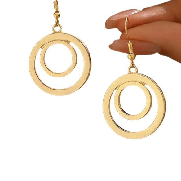 Charming Earring for Any Occasion