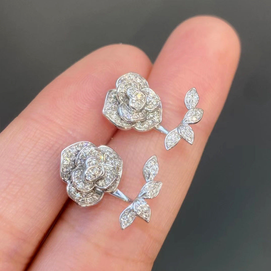 Classic Earring with Timeless Appeal
