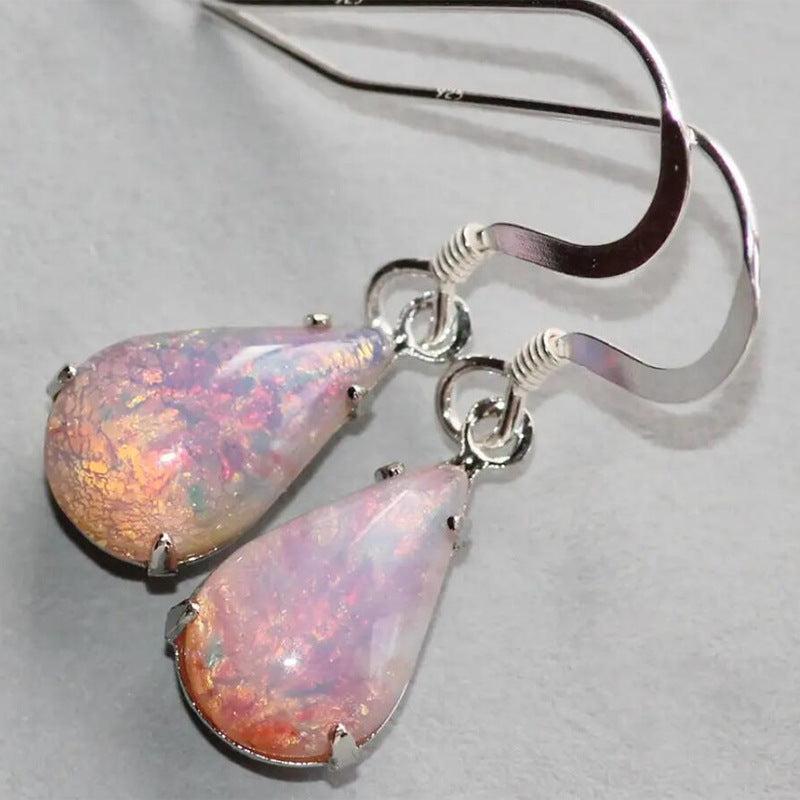 Charming Gold Earring for Any Occasion