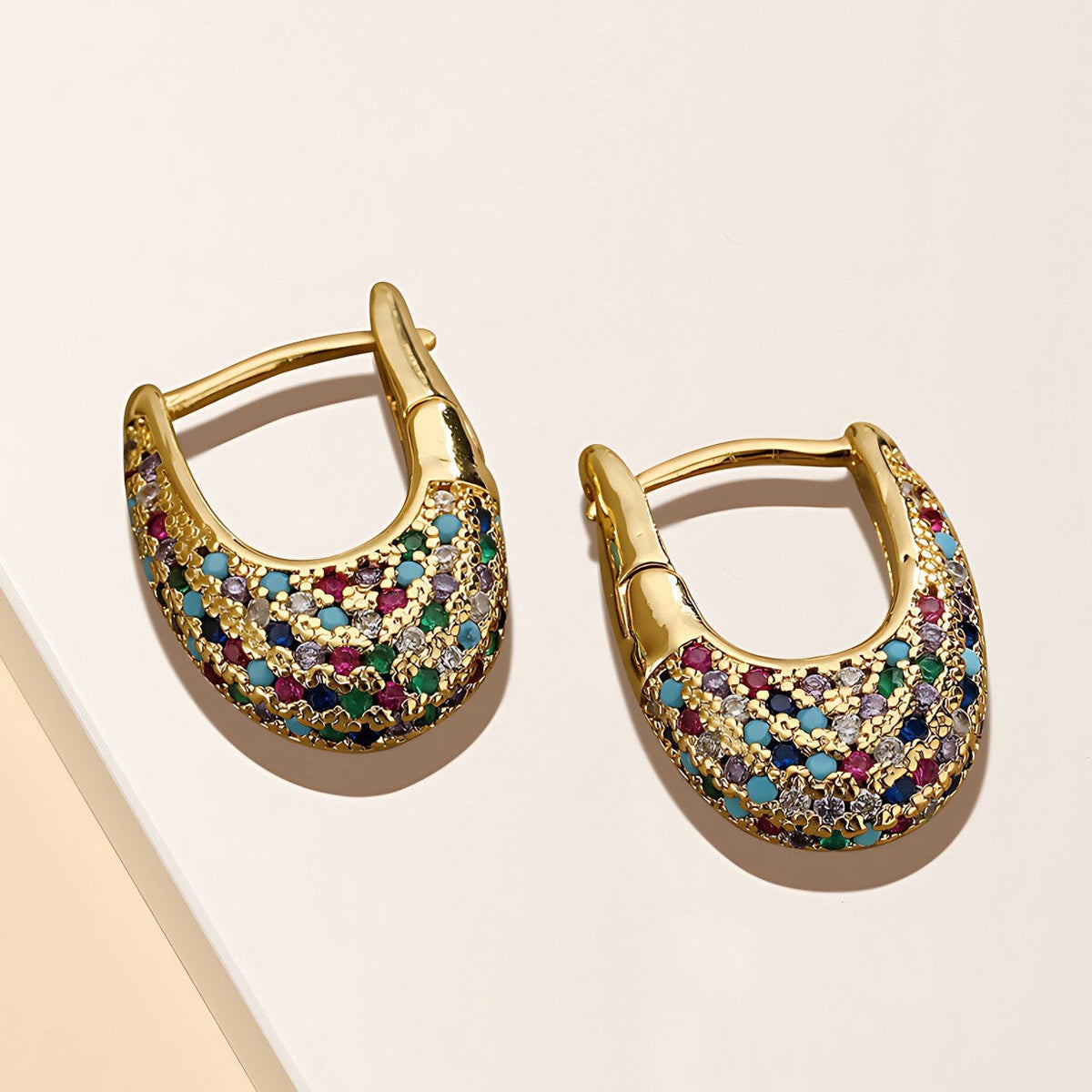 Elegant Gold Earring for Every Occasion