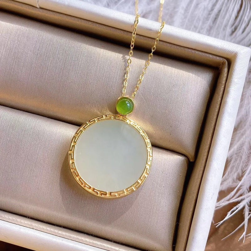 Elegant Silver Necklace for Every Occasion