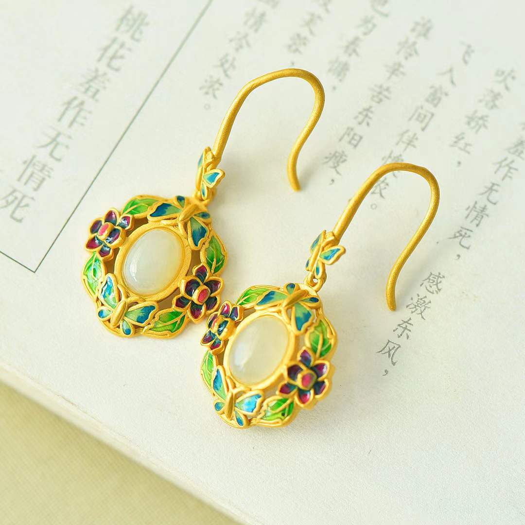Beautiful Earring with Unique Style