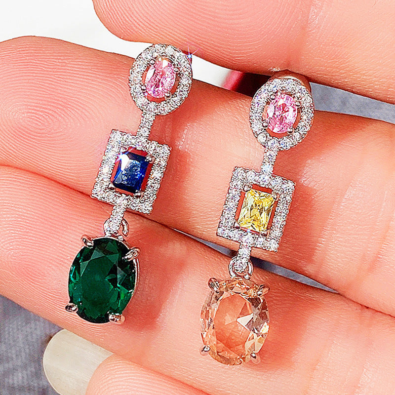 Charming Earring for Any Occasion