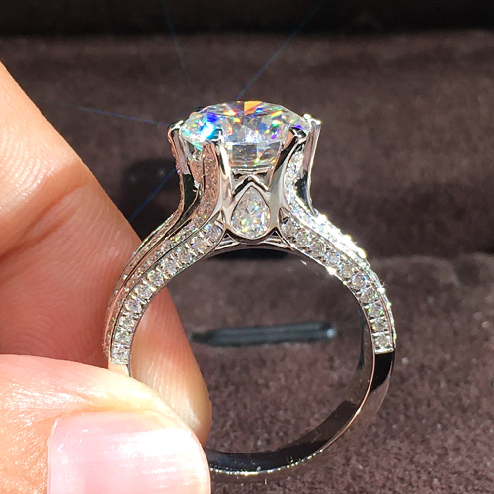 Beautiful Ring with Unique Style