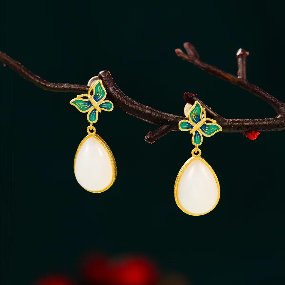 Romantic Earring for Special Moments