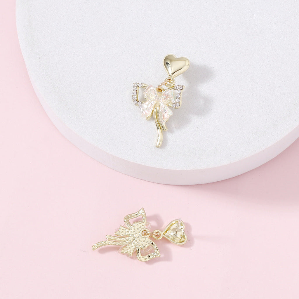 Charming Earring for Any Occasion