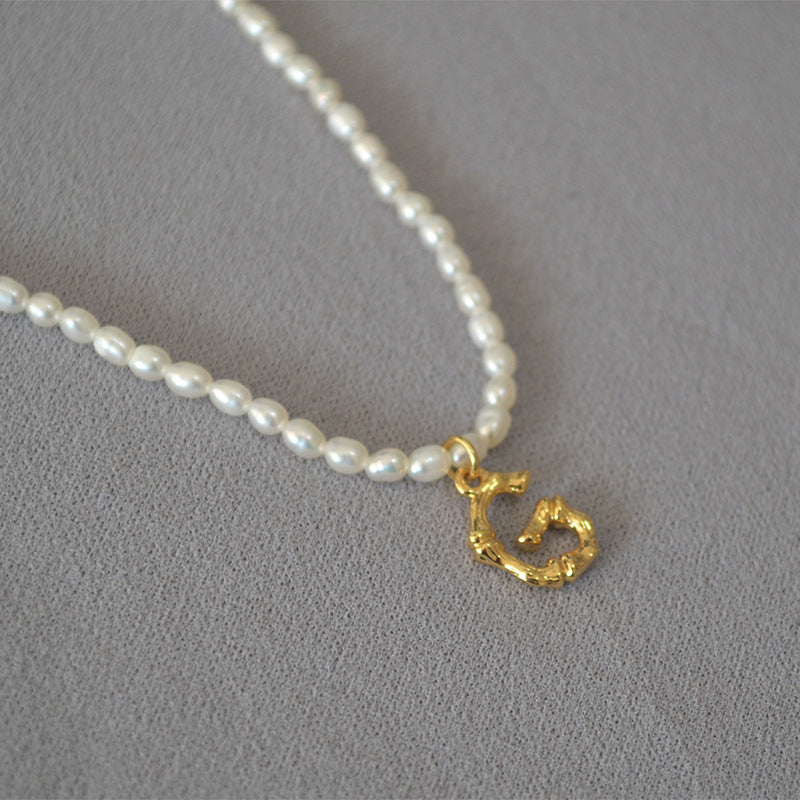 Romantic Pearl Necklace for Special Moments