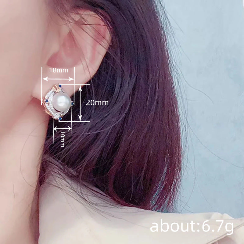 Delicate Artisan Pearl Earring