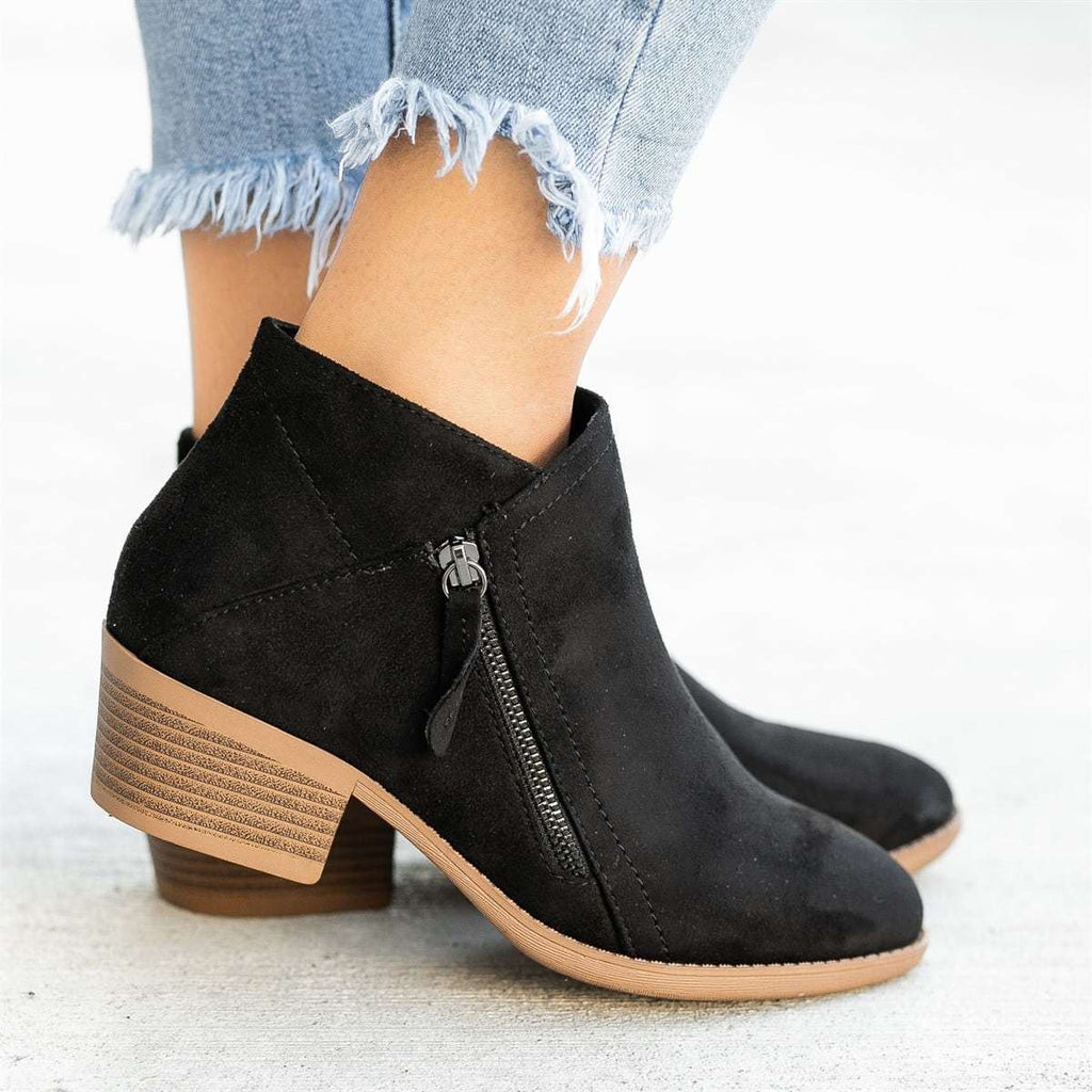 Classic Orthopedic Boots with Timeless Style