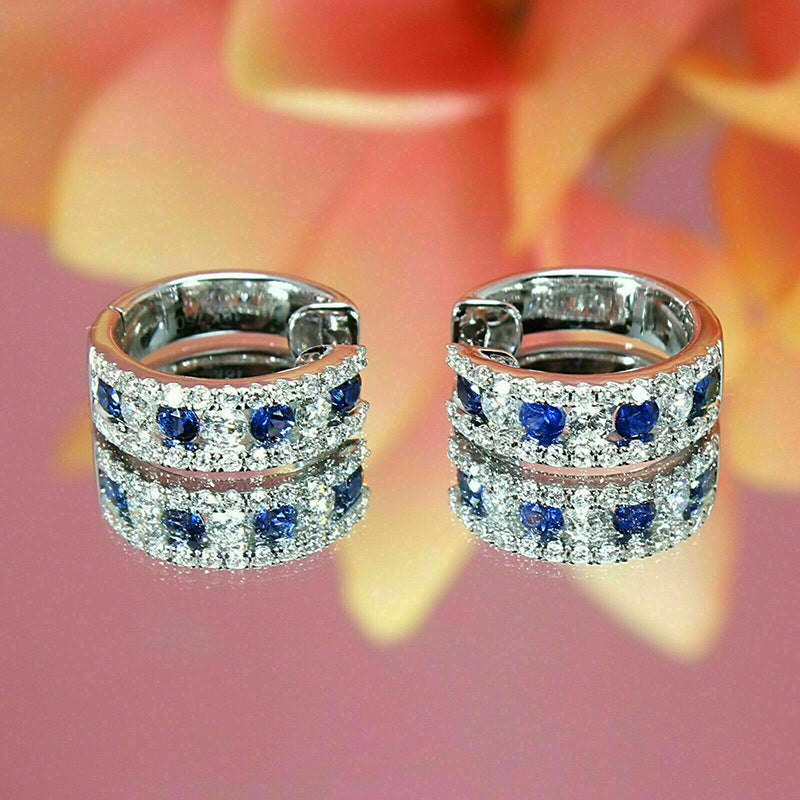 Charming Earring for Any Occasion