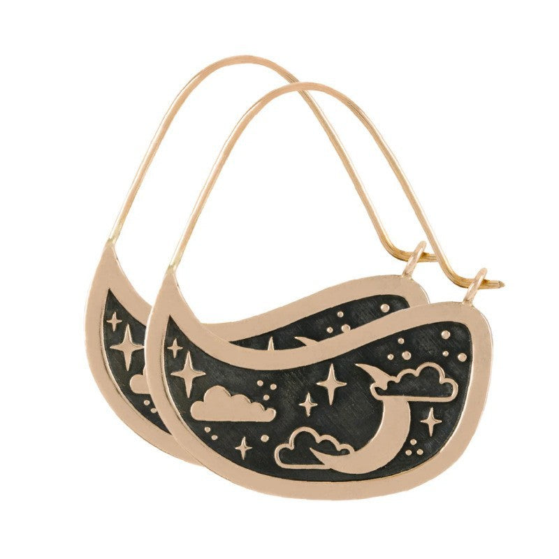 Charming Earring for Any Occasion