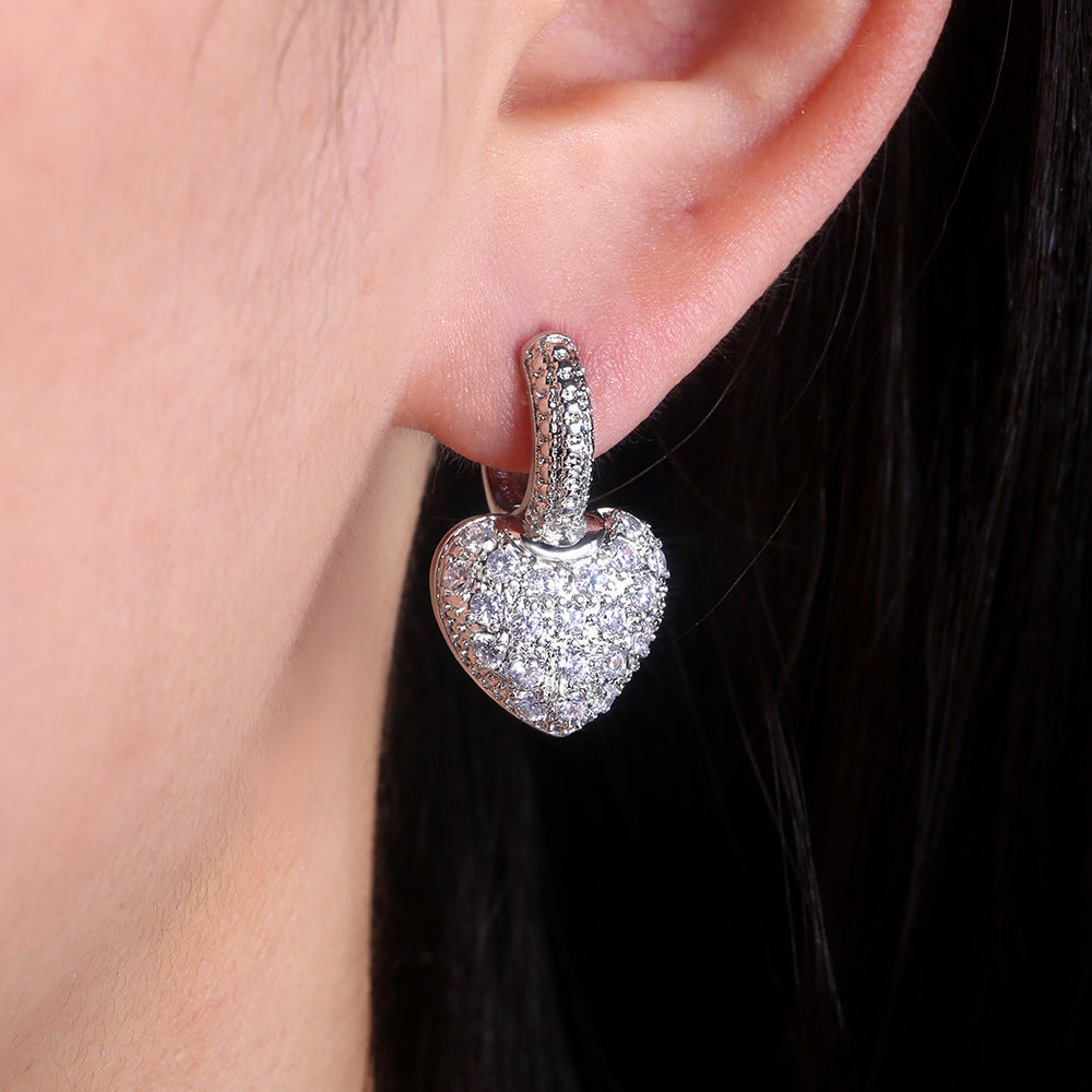 Charming Earring for Any Occasion