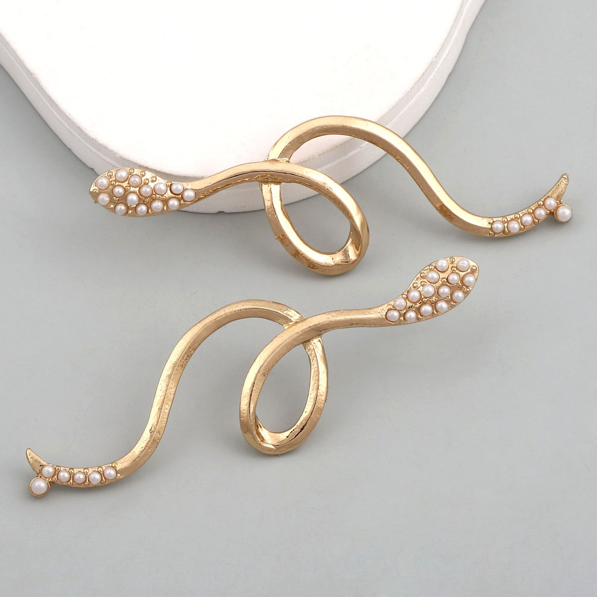 Elegant Pearl Earring for Every Occasion