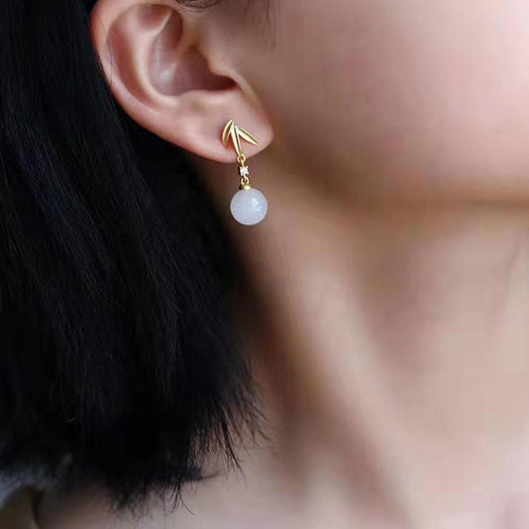 Beautiful Gold Earring with Unique Style