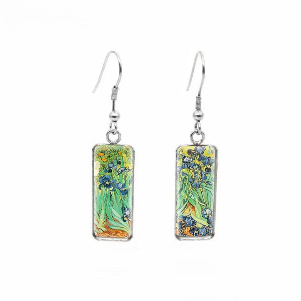 Charming Earring for Any Occasion