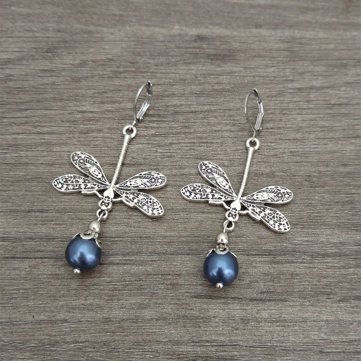 Romantic Pearl Earring for Special Moments