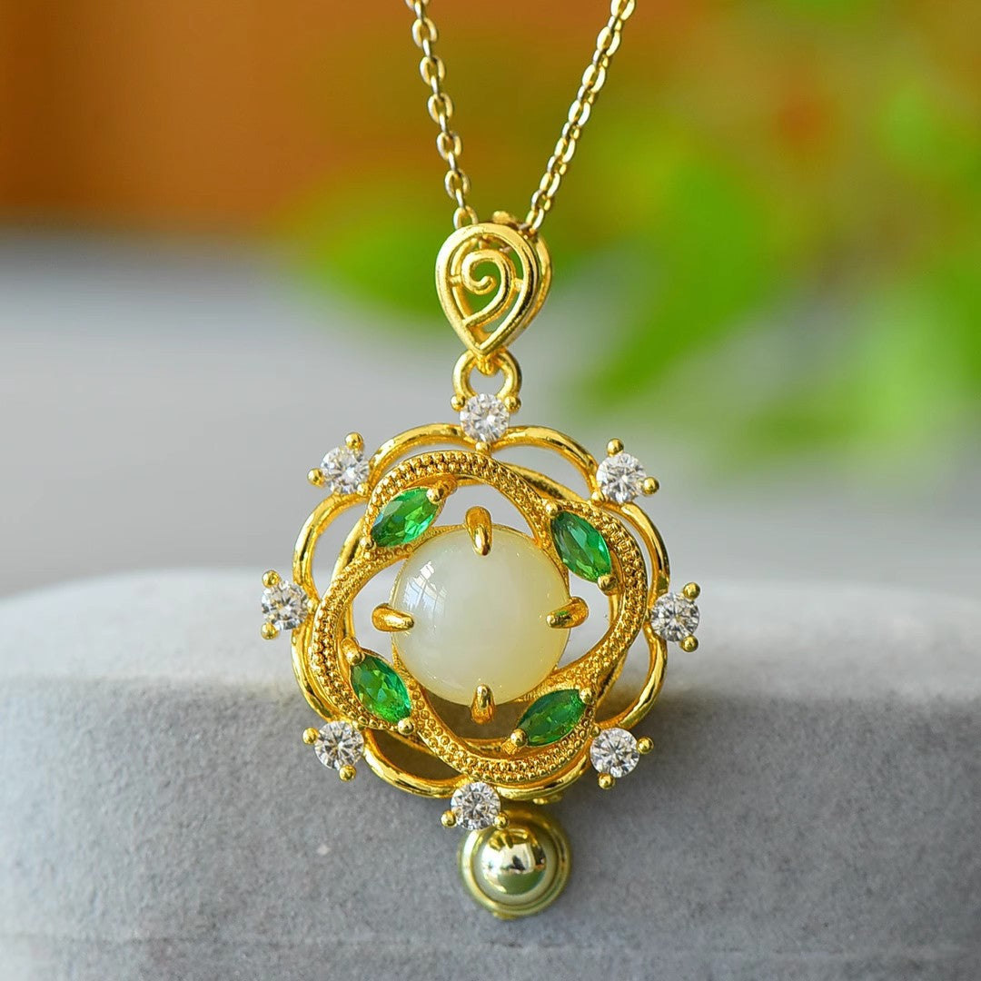 Romantic Gold Earring for Special Moments