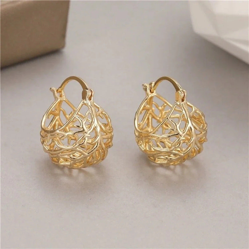 Vintage Handmade Gold Earring