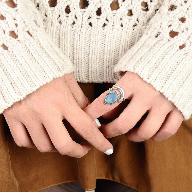 Charming Piece for Any Occasion
