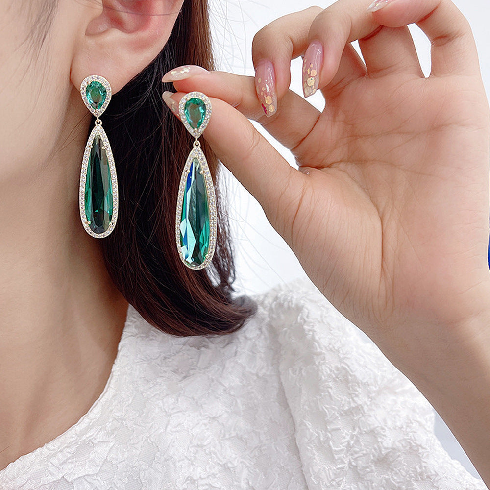 Romantic Earring for Special Moments