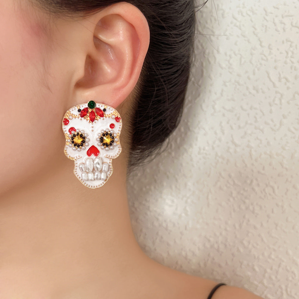 Classic Pearl Earring with Timeless Appeal