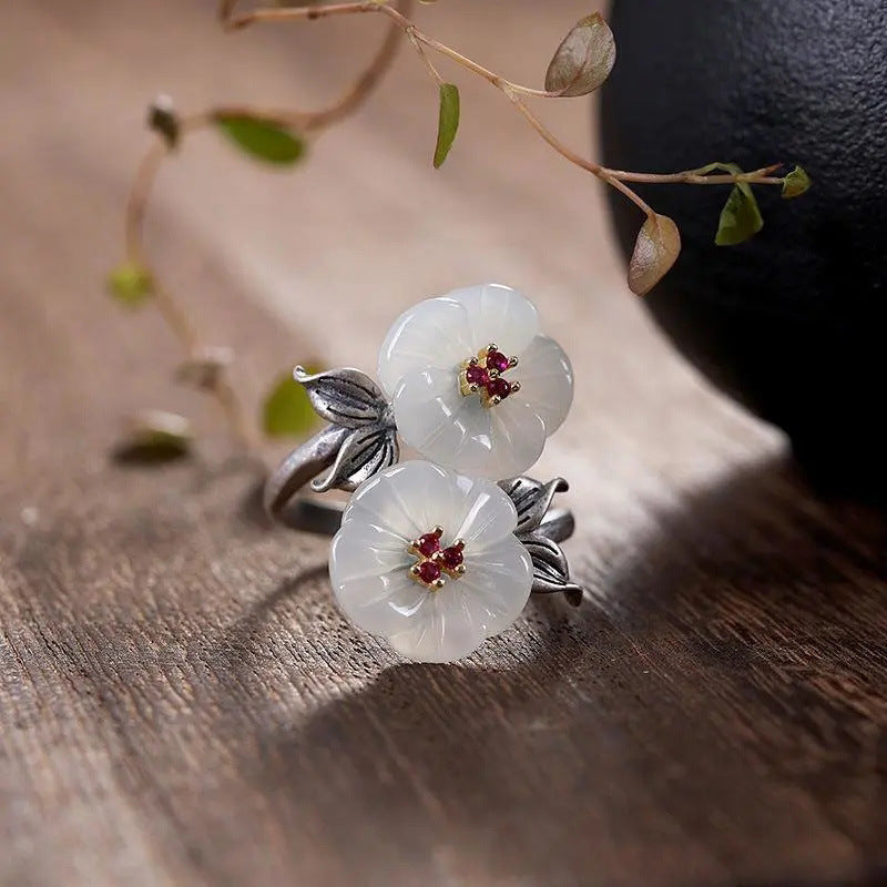 Beautiful Silver Bracelet with Unique Style
