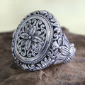 Classic Ring with Timeless Appeal