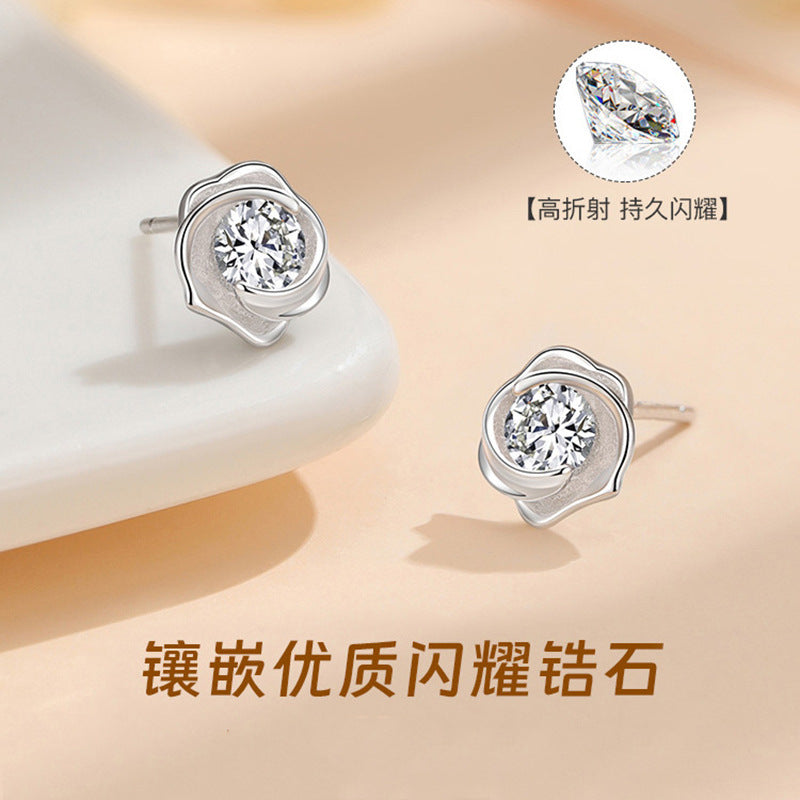 Classic Earring with Timeless Appeal