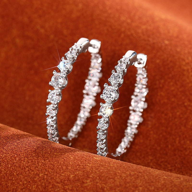 Classic Earring with Timeless Appeal