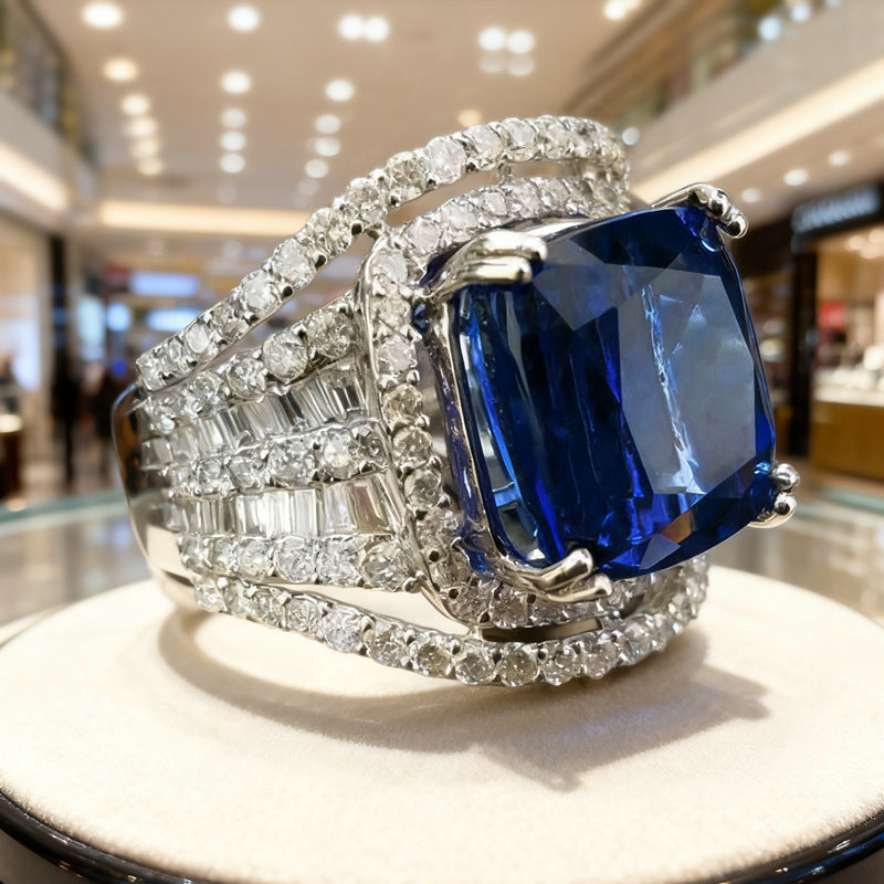 Beautiful Piece with Unique Style