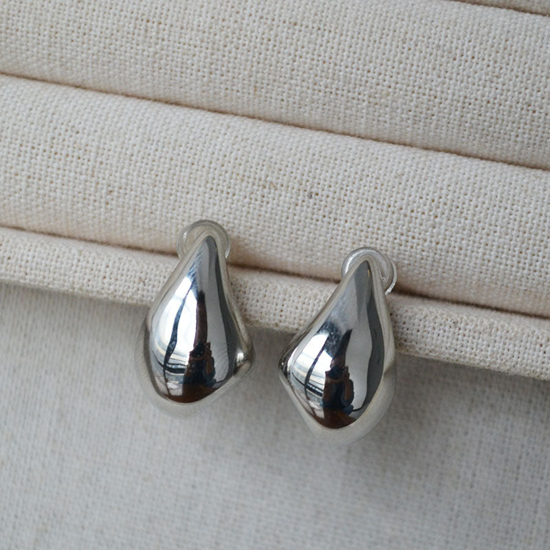 Elegant Gold Earring for Every Occasion