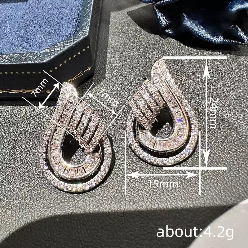 Elegant Earring for Every Occasion