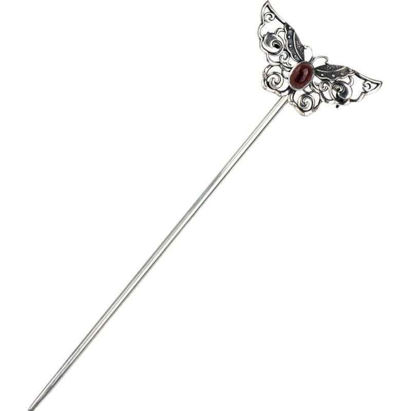 Classic Silver Piece with Timeless Appeal