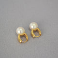 Beautiful Gold Earring with Unique Style