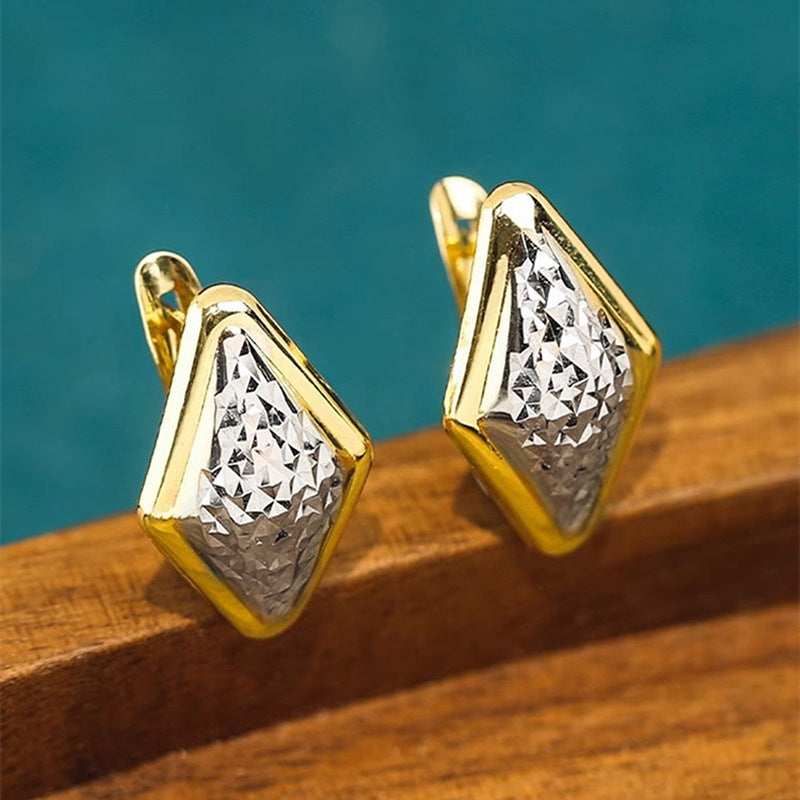Elegant Earring for Every Occasion