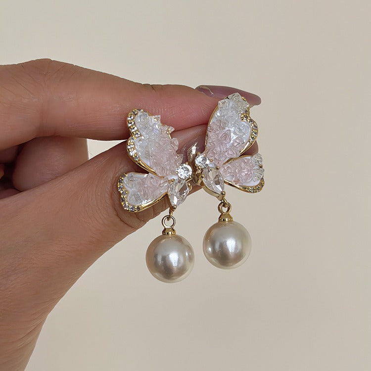 Stunning Pearl Earring for Daily Wear