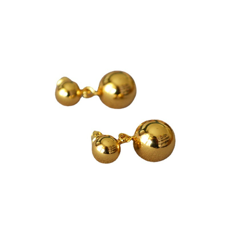 Romantic Gold Earring for Special Moments