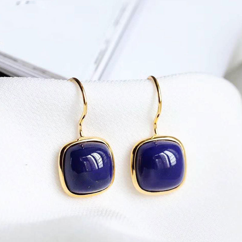 Stunning Gold Earring for Daily Wear