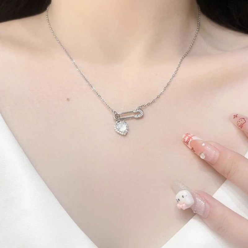 Stunning Necklace for Daily Wear