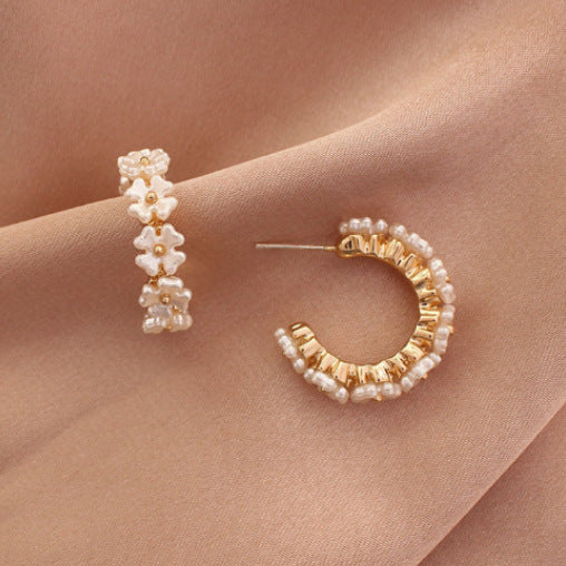 Charming Silver Earring for Any Occasion