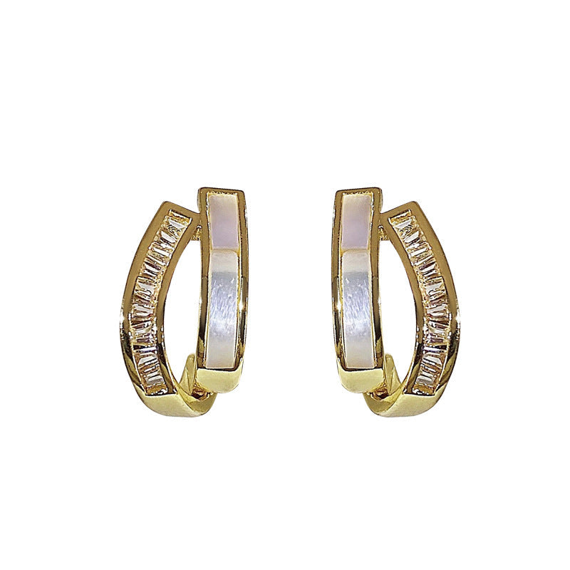 Beautiful Earring with Unique Style