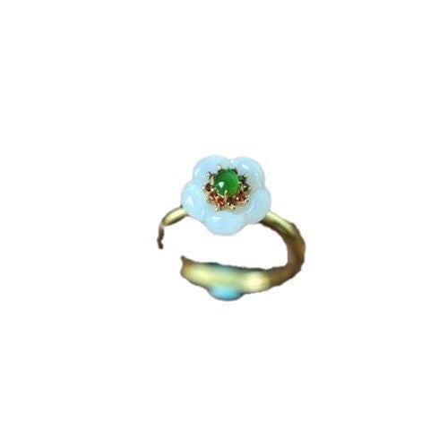 Charming Gold Ring for Any Occasion