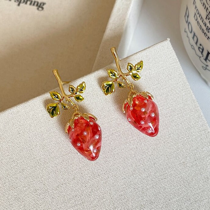 Charming Earring for Any Occasion