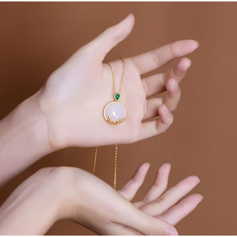 Elegant Silver Necklace for Every Occasion