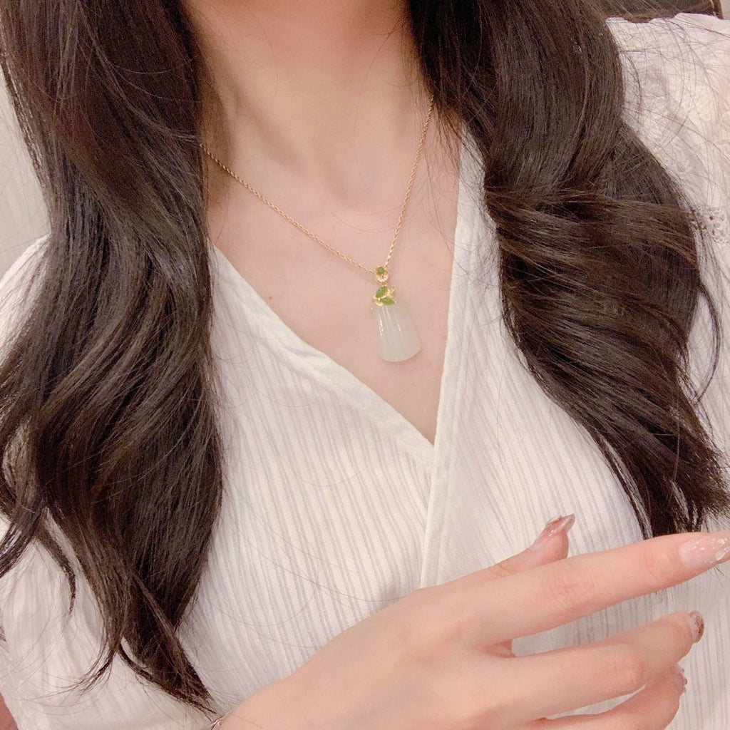 Stunning Silver Pendant for Daily Wear