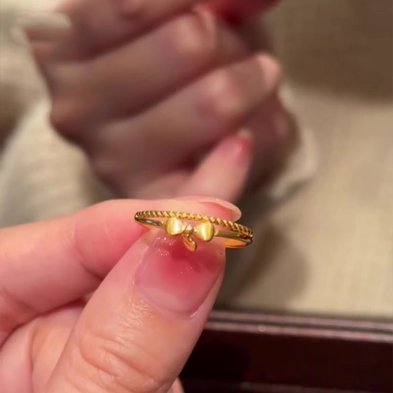 Charming Gold Ring for Any Occasion