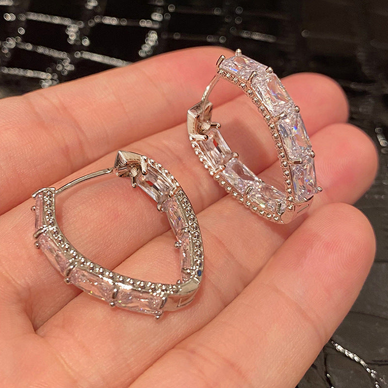Elegant Earring for Every Occasion