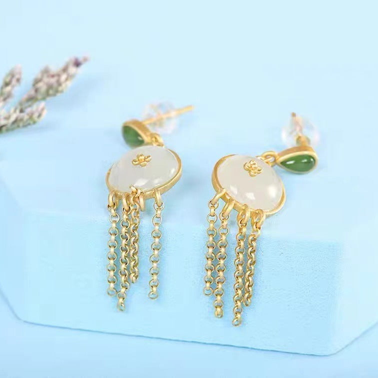 Classic Earring with Timeless Appeal