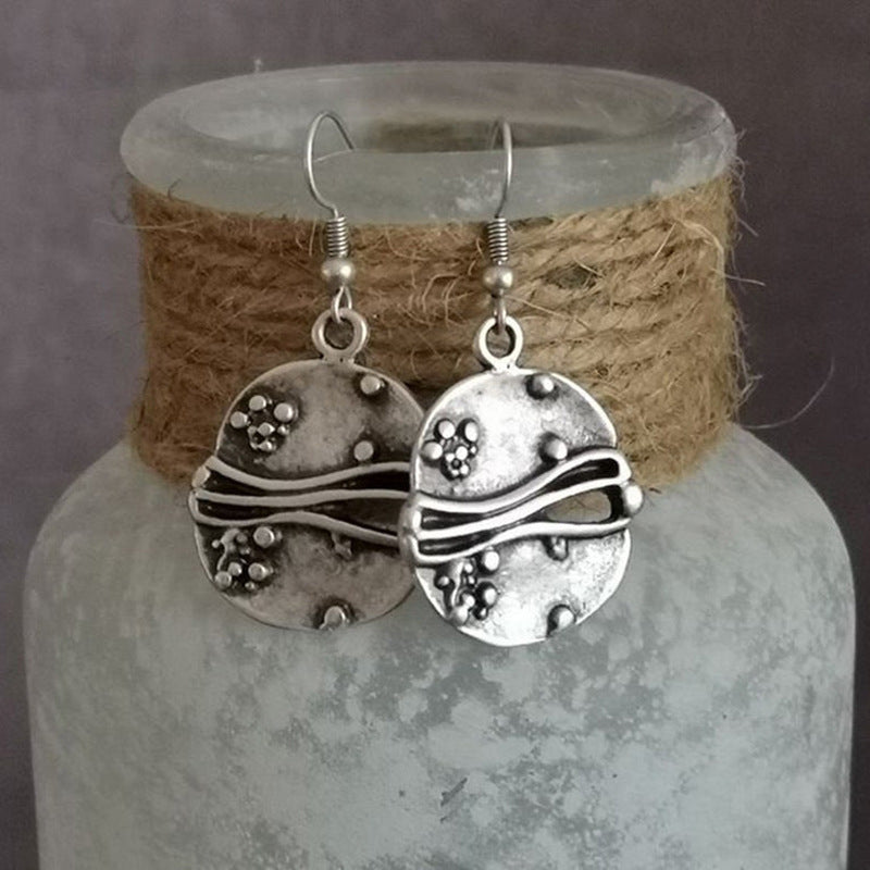 Charming Earring for Any Occasion