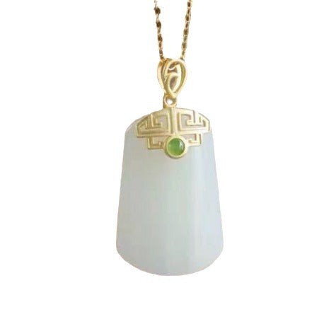 Stunning Silver Necklace for Daily Wear